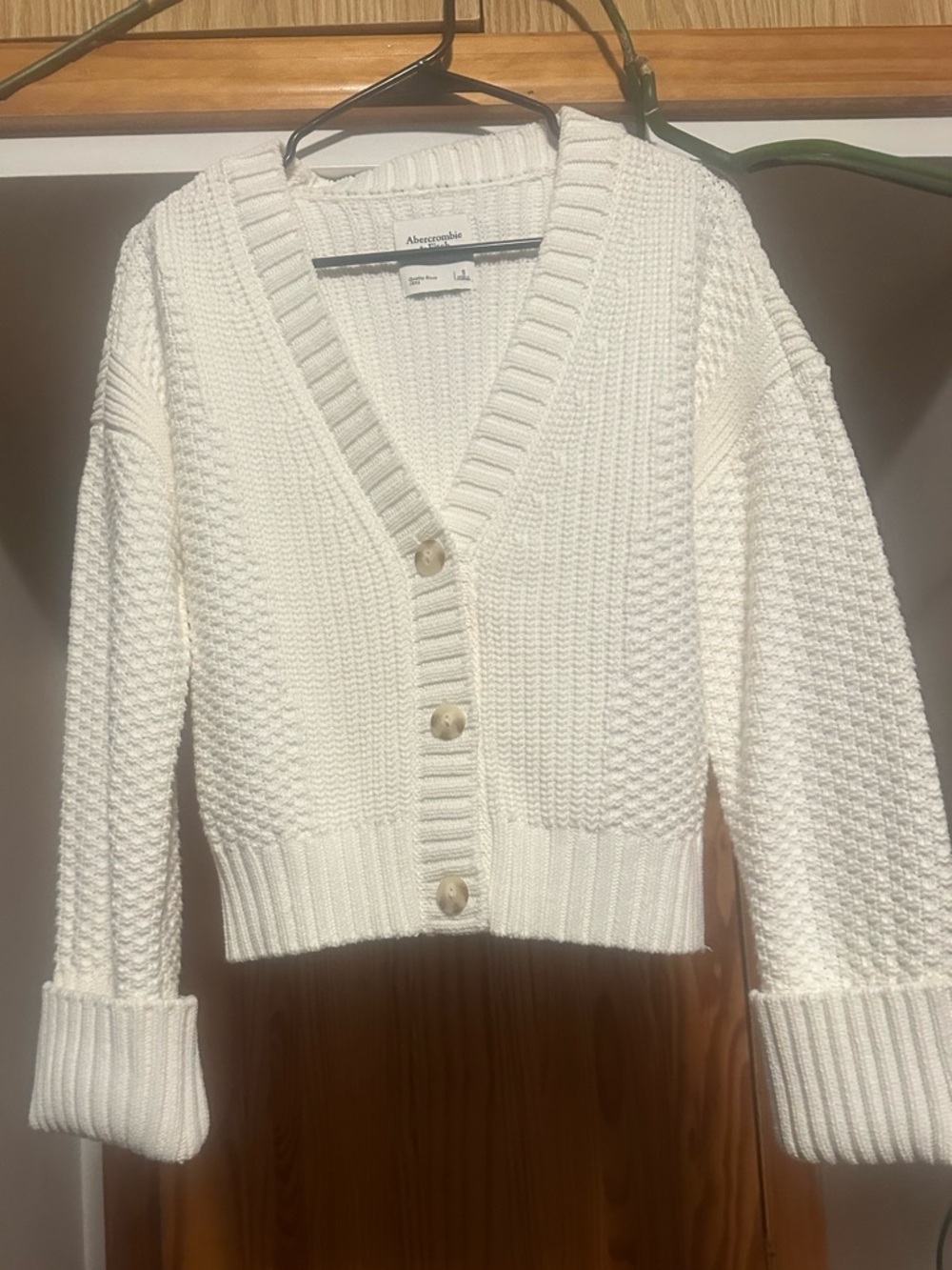Abercrombie & Fitch Cream Cropped Knit Button-Front Cardigan Size S Oversized